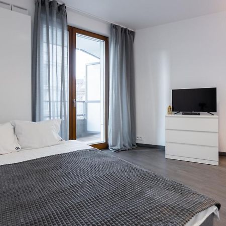 Golden Apartments Warsaw - Bright And Modern Apartments -Premium Building In Top Location- Solidarnosci Luaran gambar