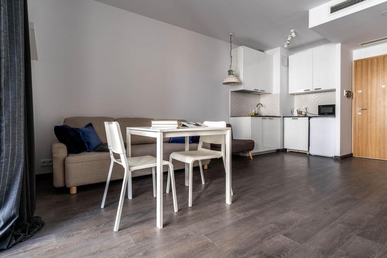 Golden Apartments Warsaw - Bright And Modern Apartments -Premium Building In Top Location- Solidarnosci Luaran gambar