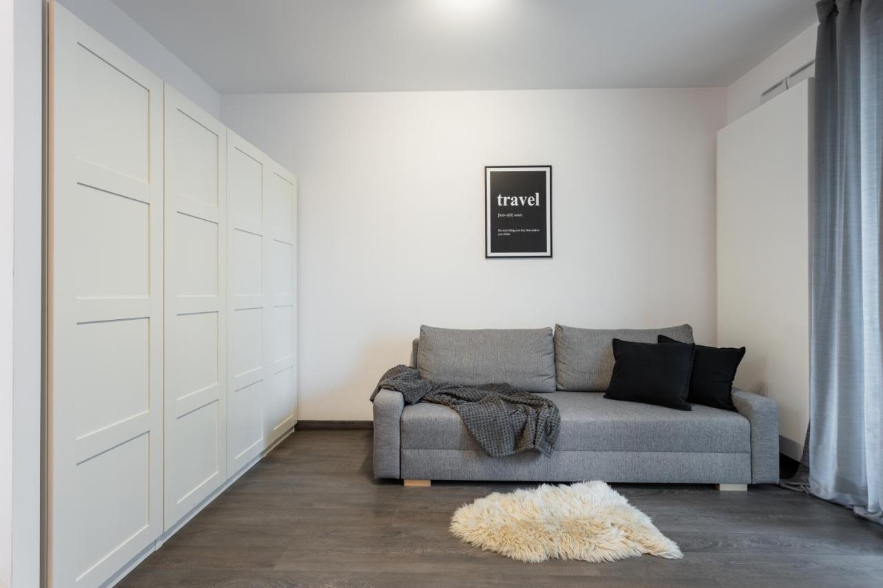 Golden Apartments Warsaw - Bright And Modern Apartments -Premium Building In Top Location- Solidarnosci Luaran gambar