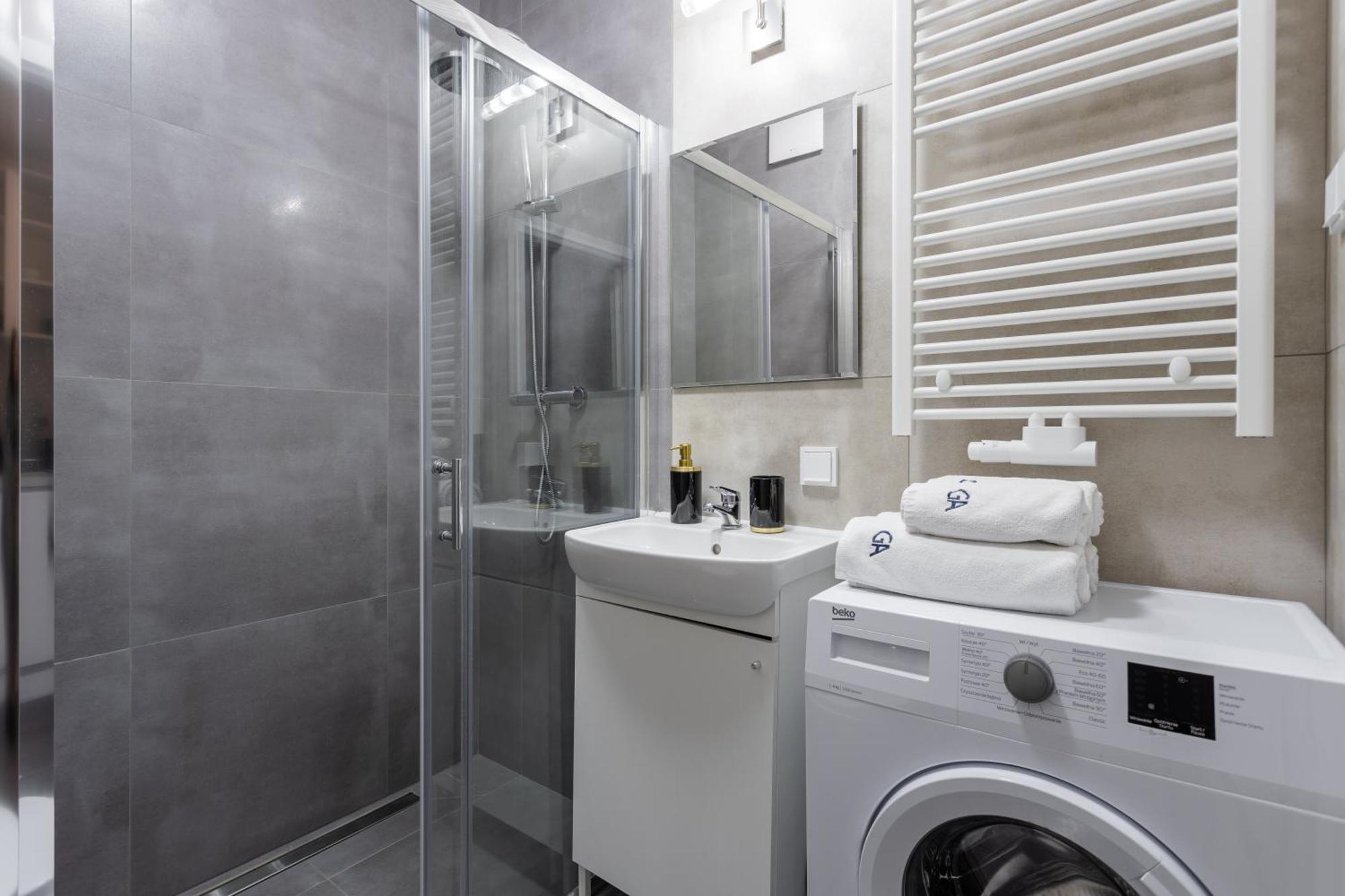Golden Apartments Warsaw - Bright And Modern Apartments -Premium Building In Top Location- Solidarnosci Luaran gambar