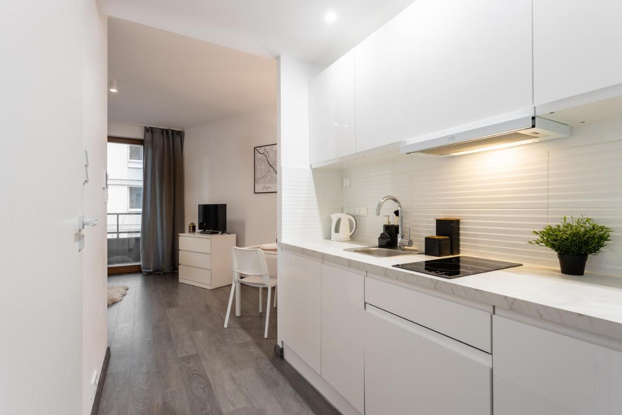 Golden Apartments Warsaw - Bright And Modern Apartments -Premium Building In Top Location- Solidarnosci Luaran gambar